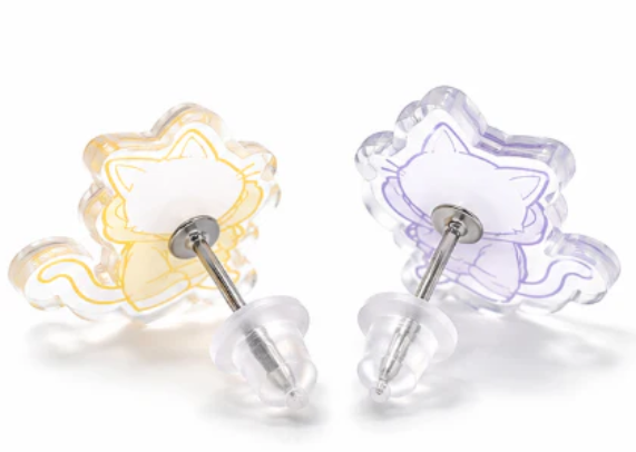 アクリルピアス